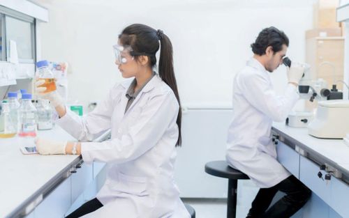 Technology Trends Shaping the Future of the Pharma Industry